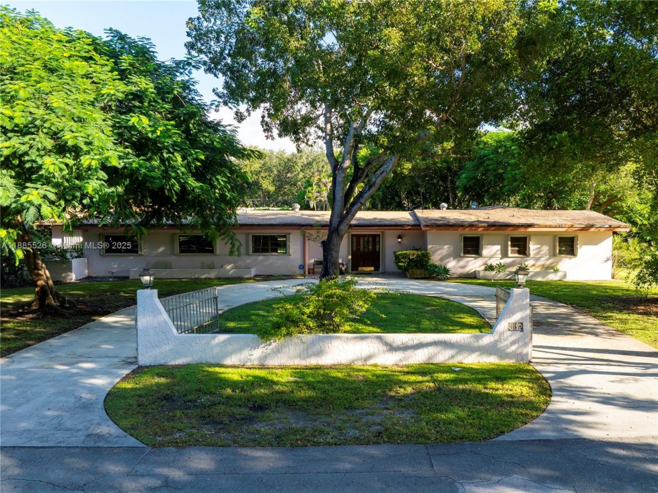 6201 SW 114th St, Pinecrest, FL 33156 Photo