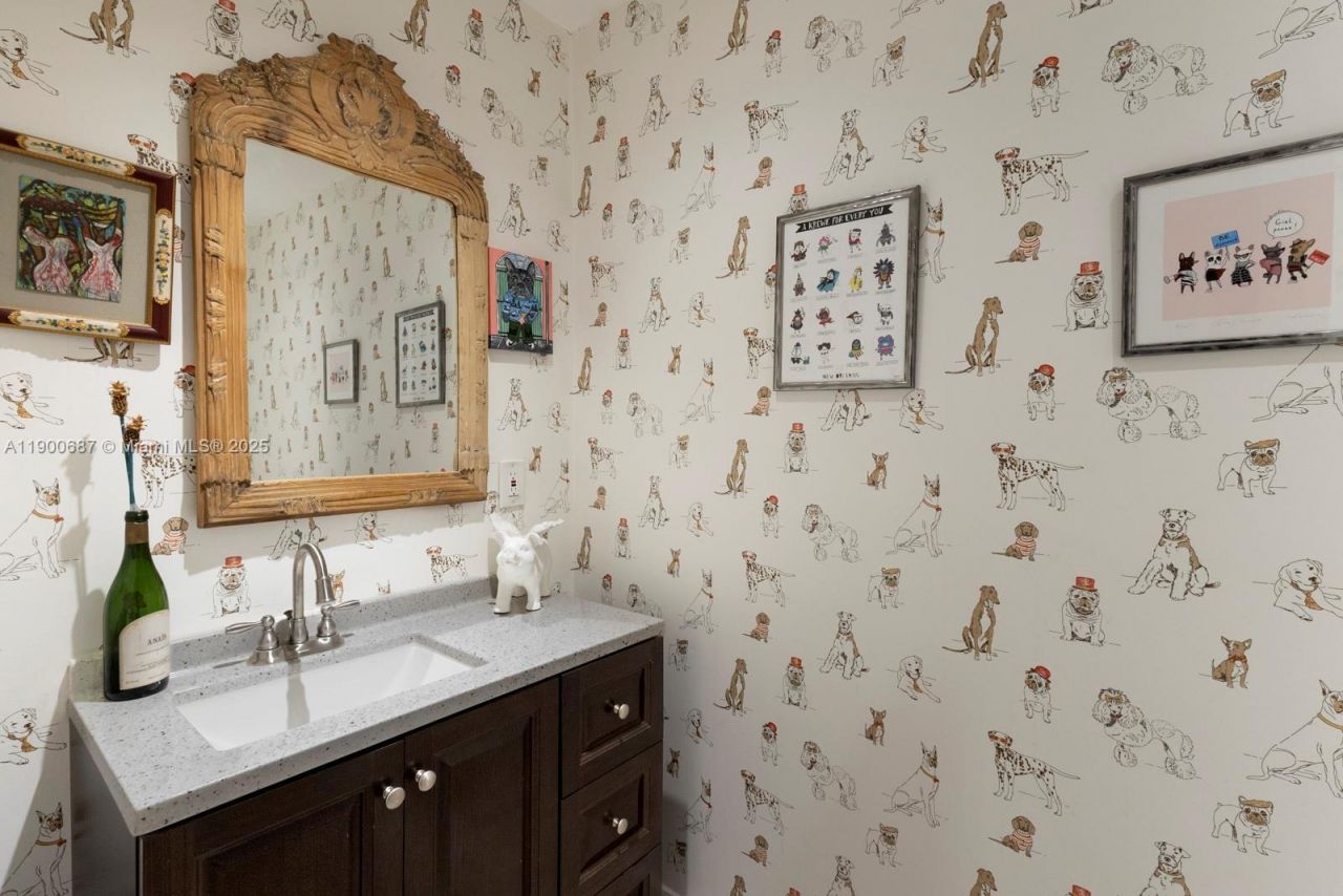 1200 SW 18th St, Miami, FL 33145 Photo