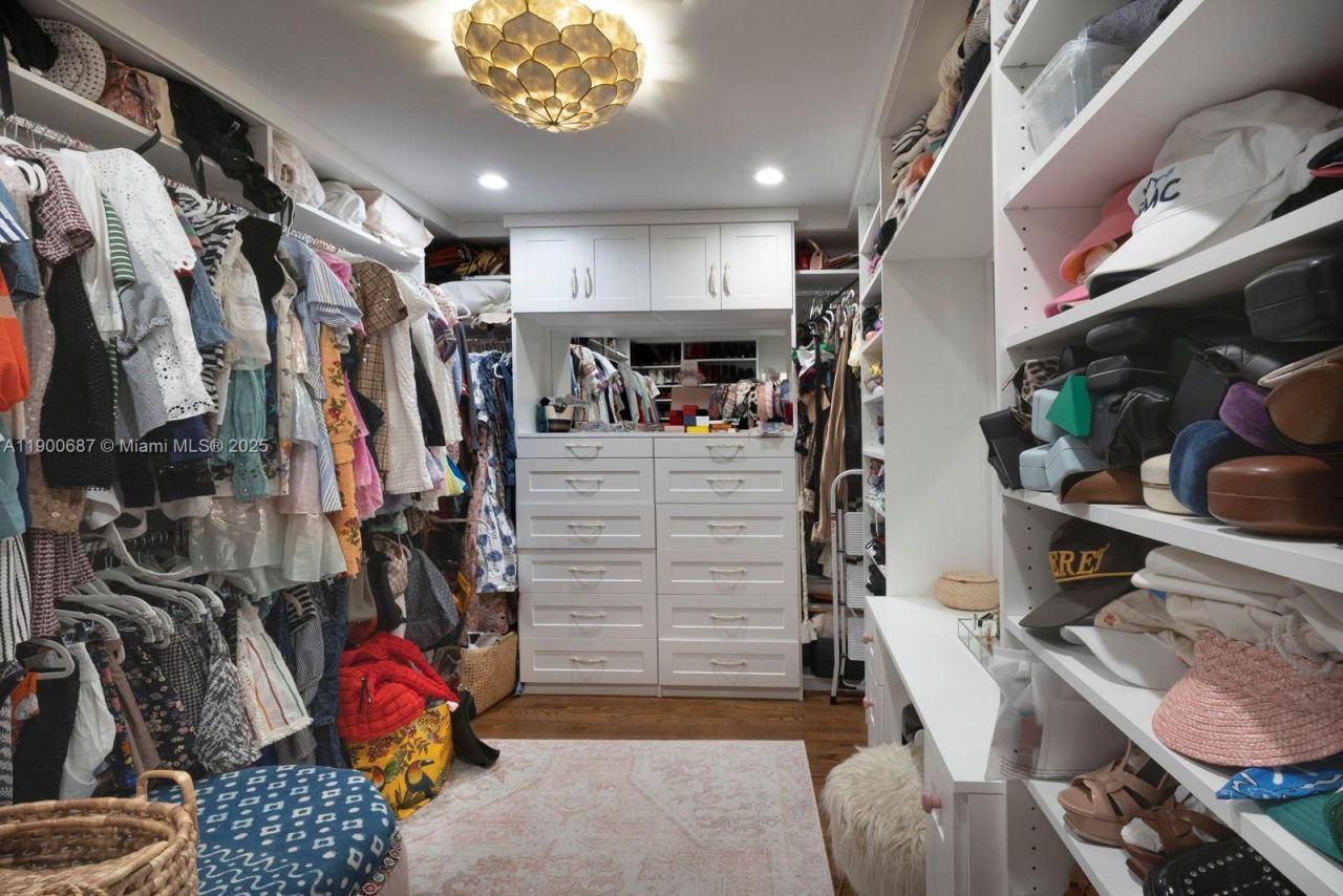 1200 SW 18th St, Miami, FL 33145 Photo