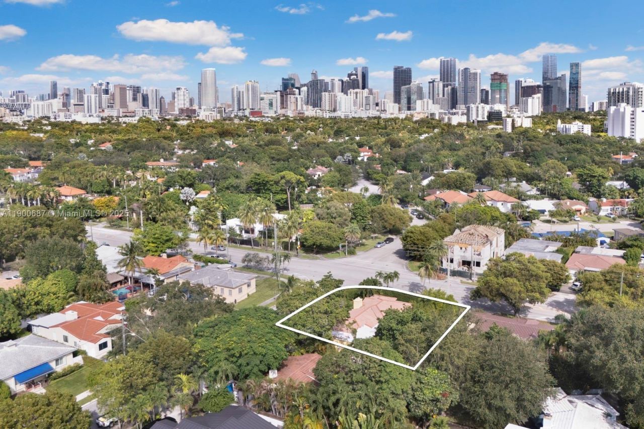 1200 SW 18th St, Miami, FL 33145 Photo