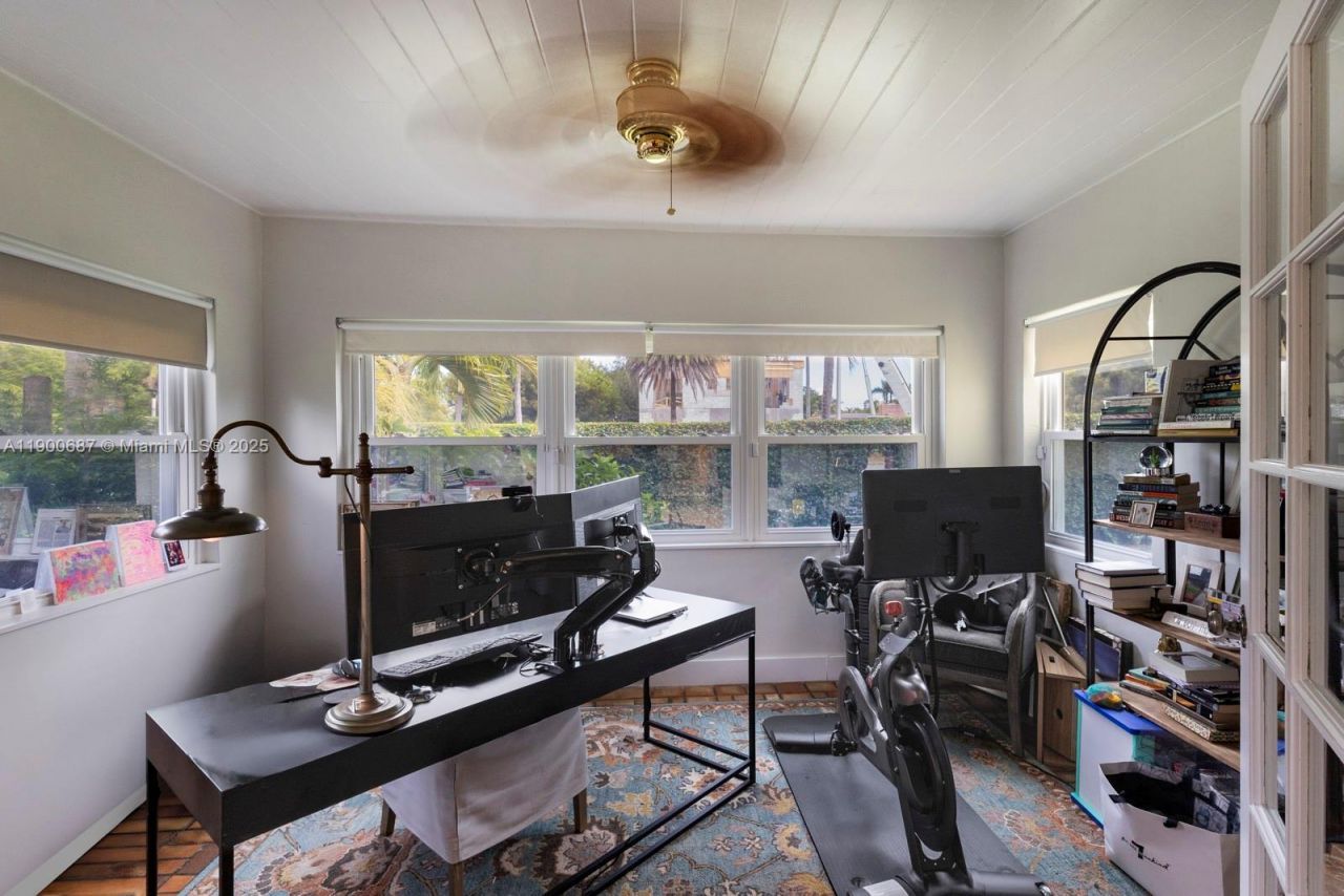 1200 SW 18th St, Miami, FL 33145 Photo