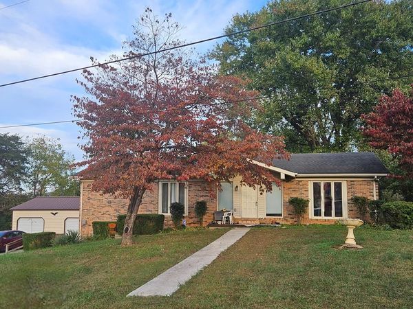 128 N. Turner Drive, Sparta, TN 38583