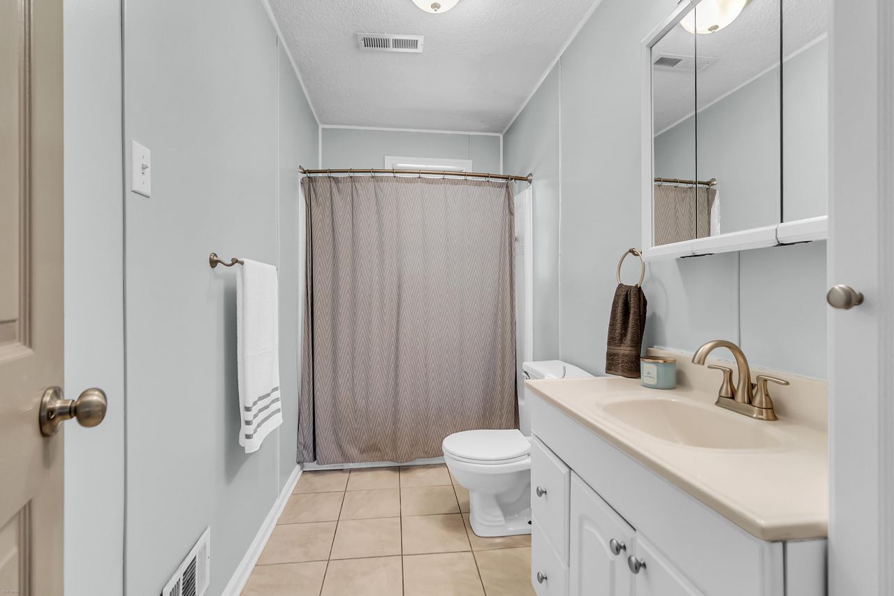 5724 Mineral Springs Road Photo 17