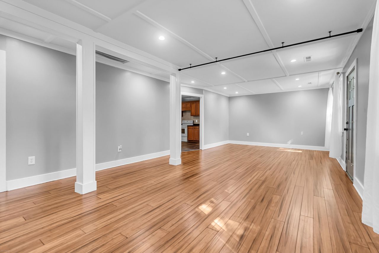 5724 Mineral Springs Road Photo 5