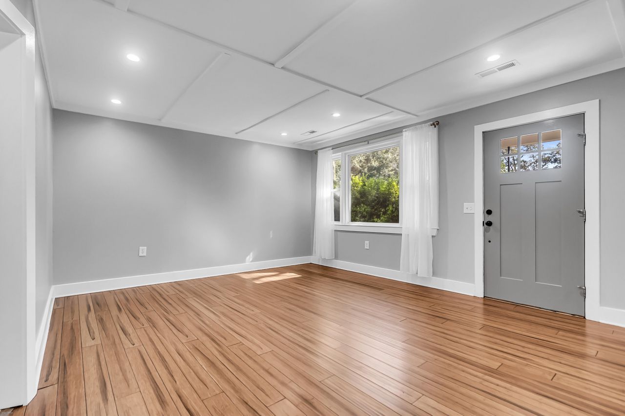 5724 Mineral Springs Road Photo 6