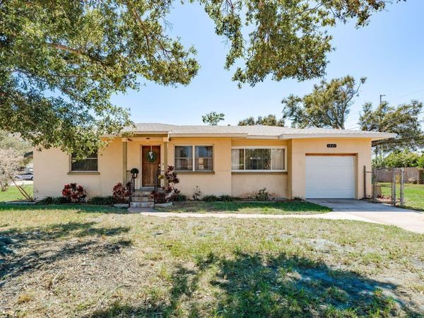 1221 WOODLAWN STREET, CLEARWATER, FL 33756