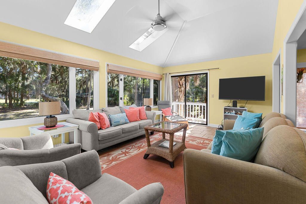 2631 Seabrook Island Road Photo 20