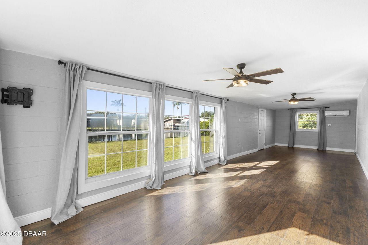 1617 Paradise Lane, Astor, FL 32102 Photo