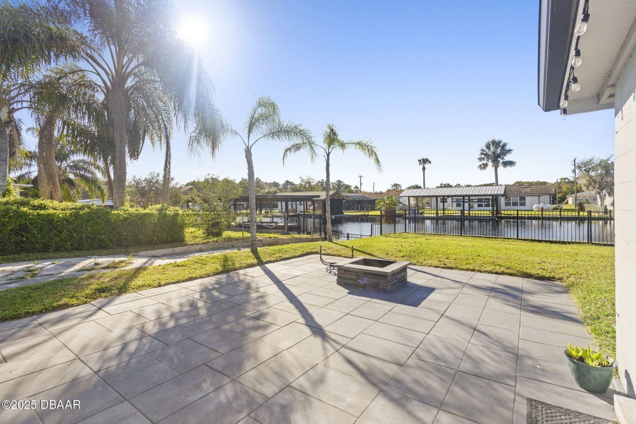 1617 Paradise Lane, Astor, FL 32102 Photo