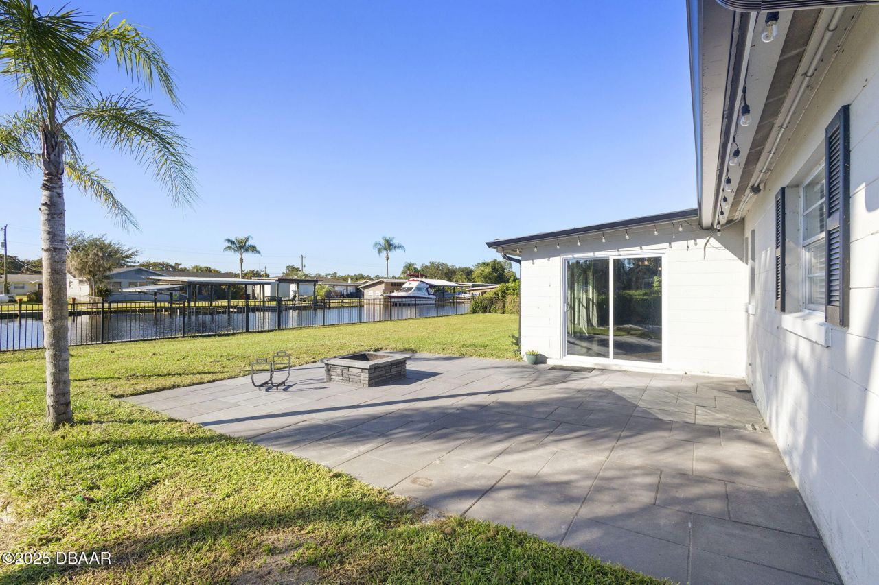 1617 Paradise Lane, Astor, FL 32102 Photo