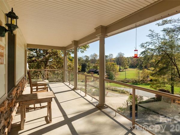 1510 Chestnut Gap Road, Hendersonville, NC 28792