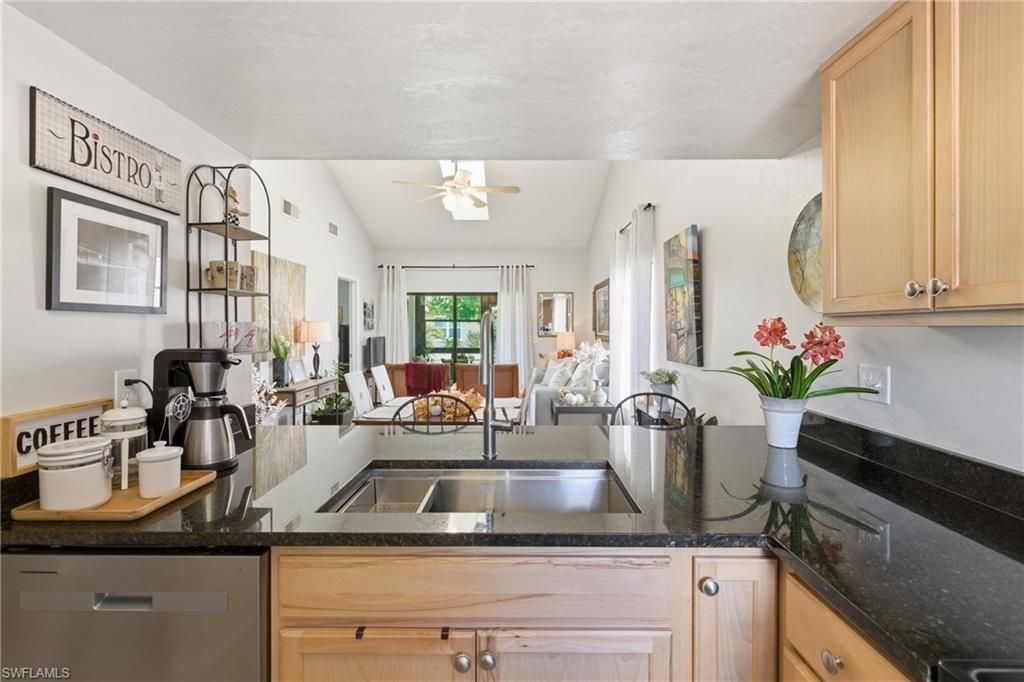 4616 SE 6th Ave, Unit 104, Cape Coral, FL 33904 Photo