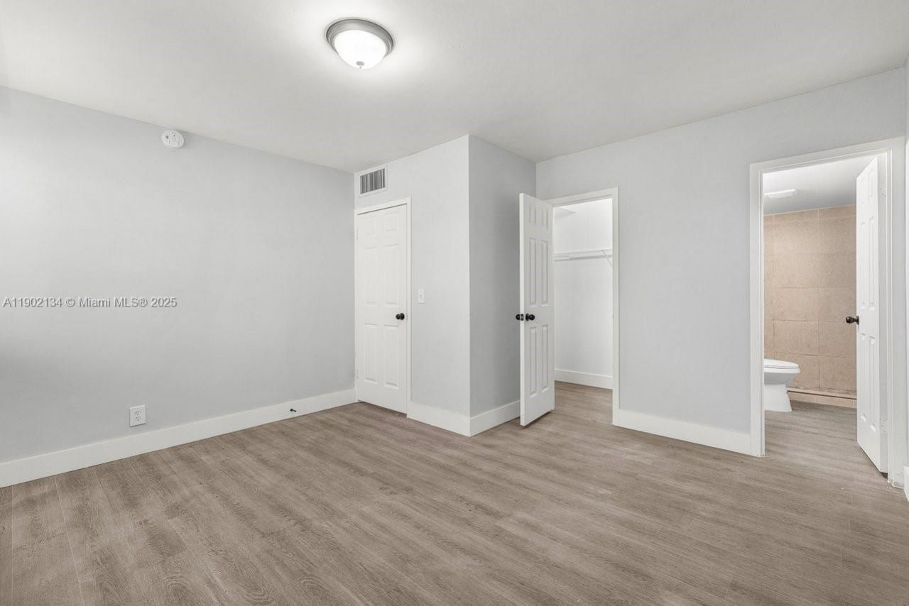 1530 Crescent Cir, Unit 8, Lake Park, FL 33403 Photo