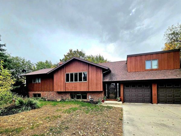 1902 E Lucas Street, Algona, IA 50511