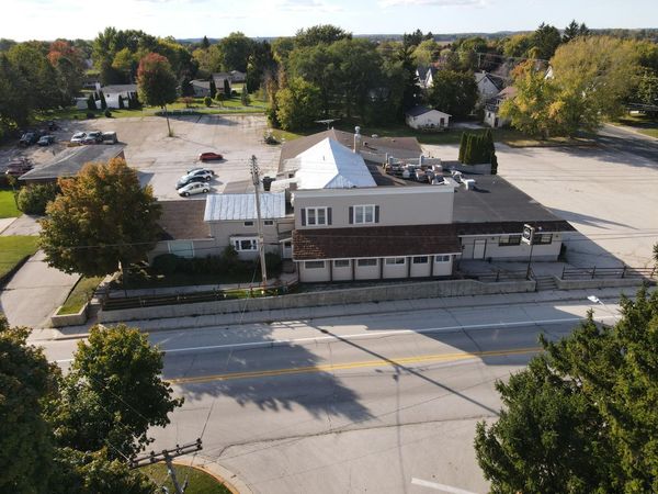 120 S Wisconsin Dr, Howards Grove, WI 53083