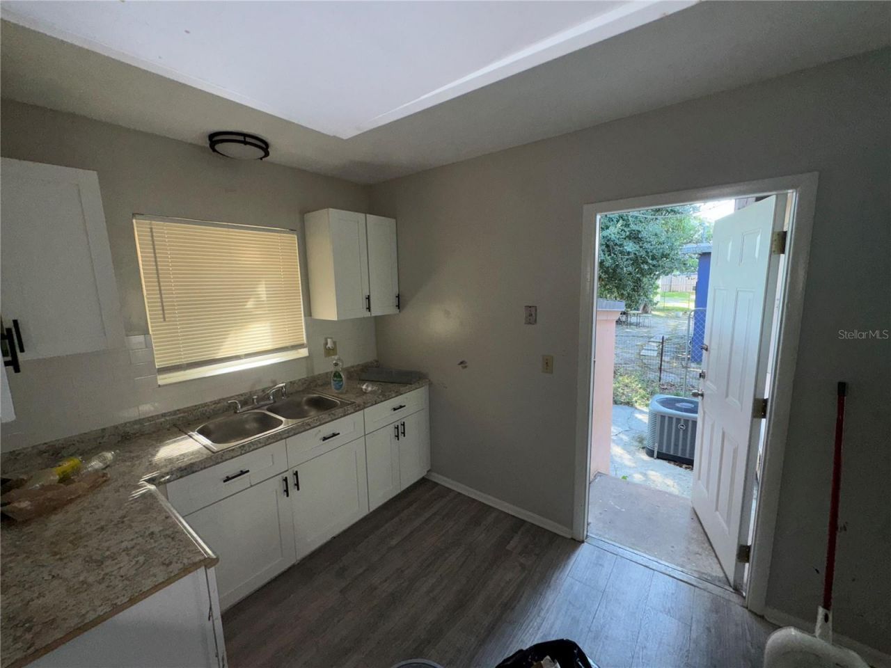 131 W 35th Street, Riviera Beach, FL 33404 Photo