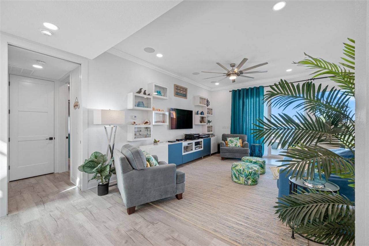 2813 Kipps Colony Drive S, Saint Petersburg, FL 33707 Photo