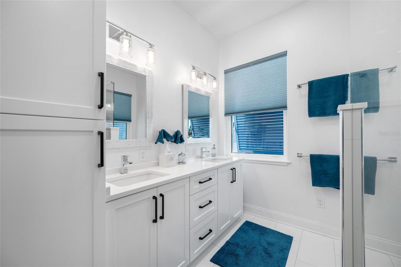 2813 Kipps Colony Drive S, Saint Petersburg, FL 33707 Photo