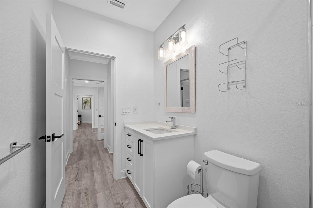 2813 Kipps Colony Drive S, Saint Petersburg, FL 33707 Photo