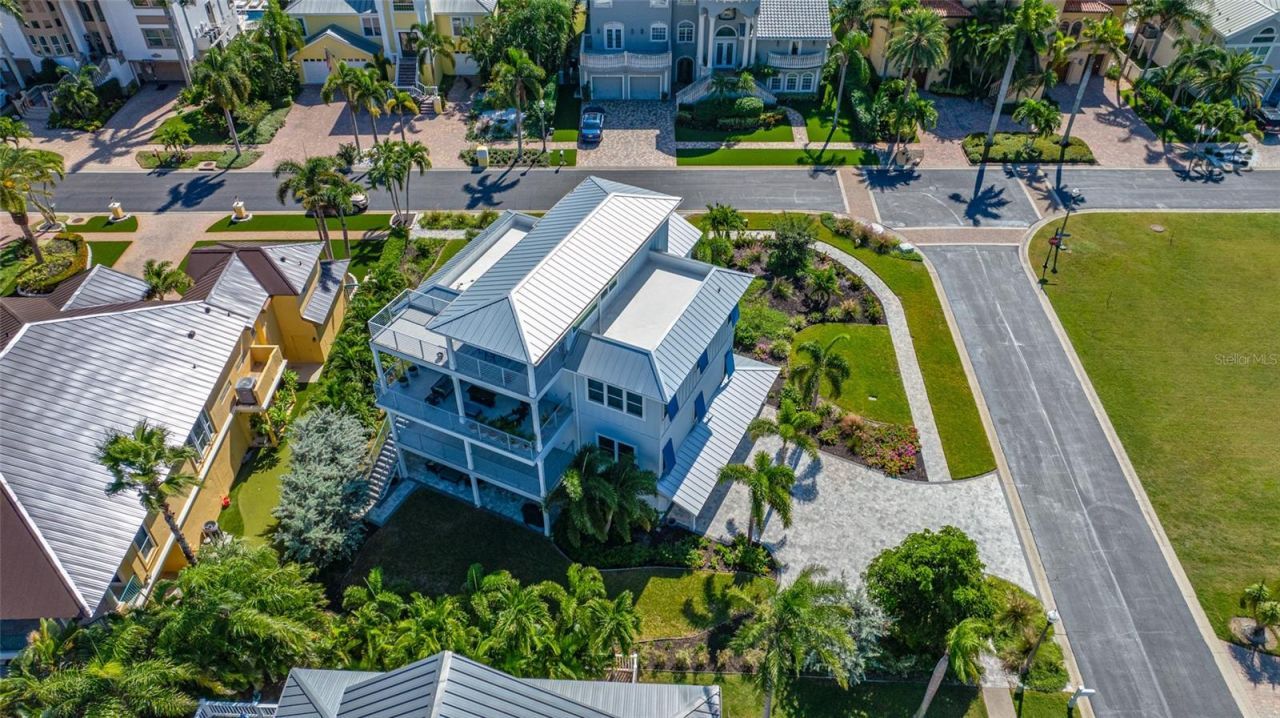 2813 Kipps Colony Drive S, Saint Petersburg, FL 33707 Photo