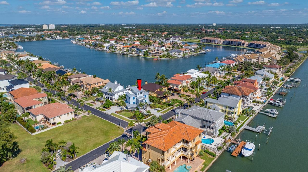 2813 Kipps Colony Drive S, Saint Petersburg, FL 33707 Photo