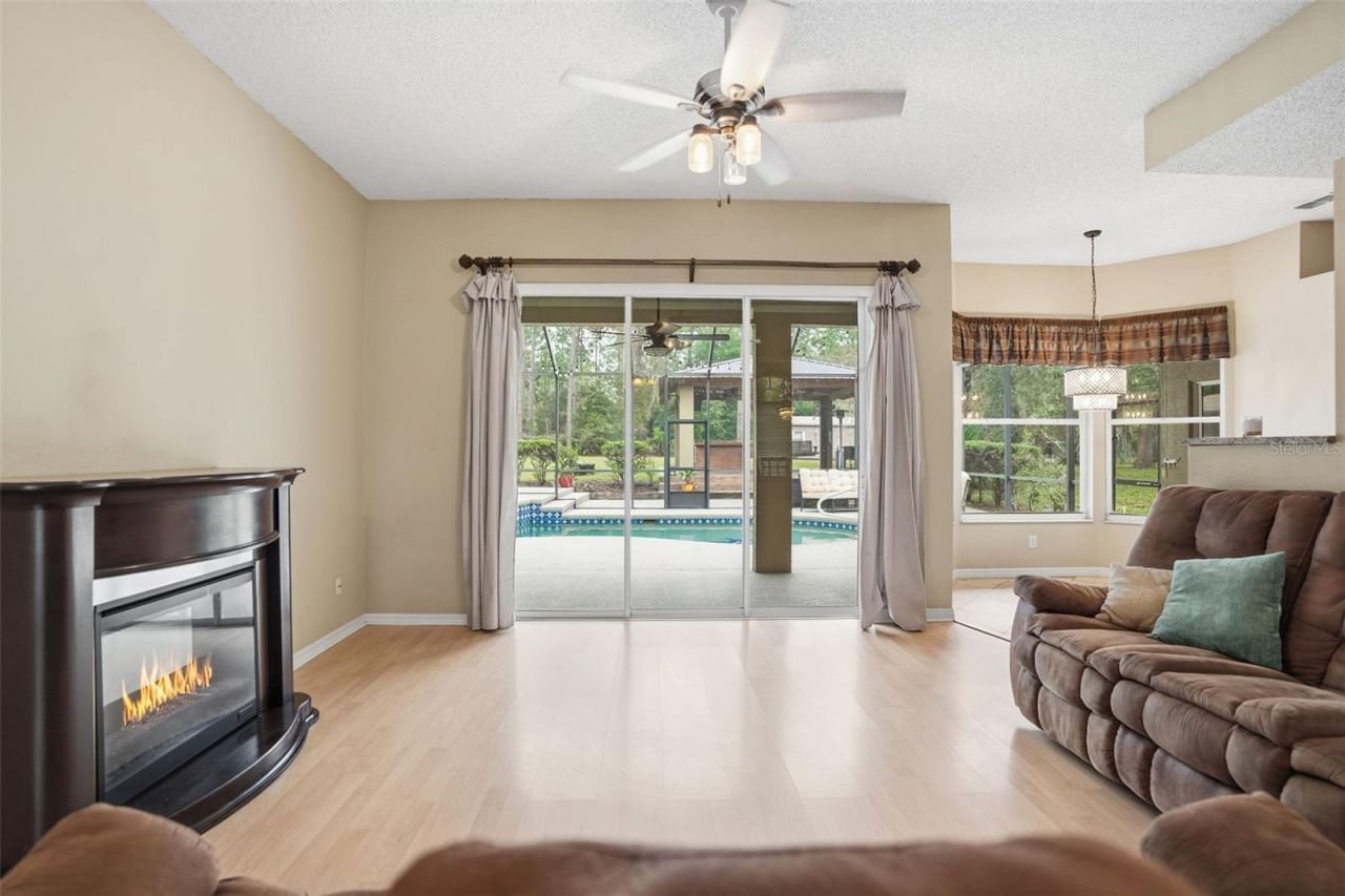 10335 N Dauphine Terrace, Dunnellon, FL 34433 Photo