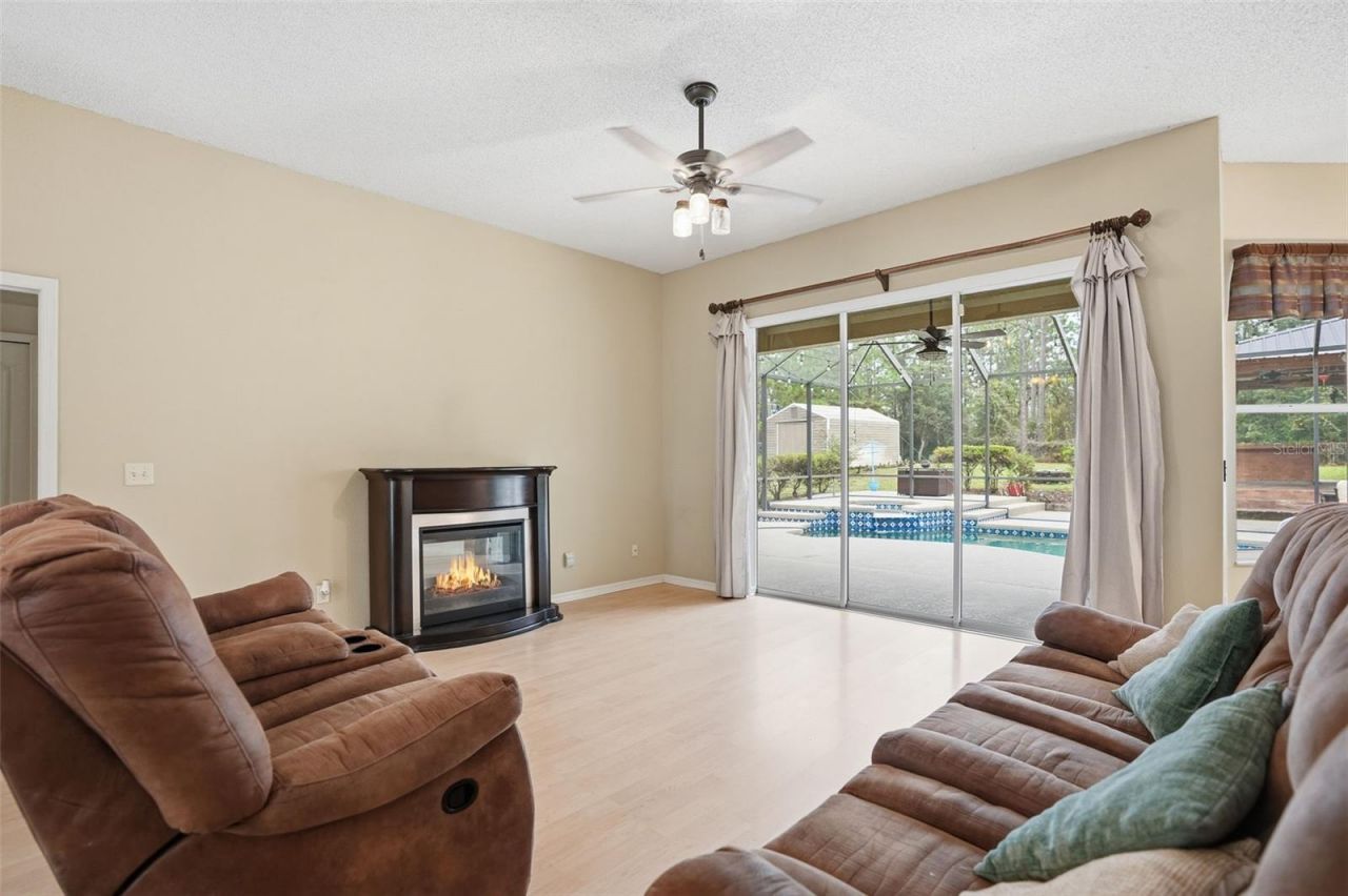 10335 N Dauphine Terrace, Dunnellon, FL 34433 Photo