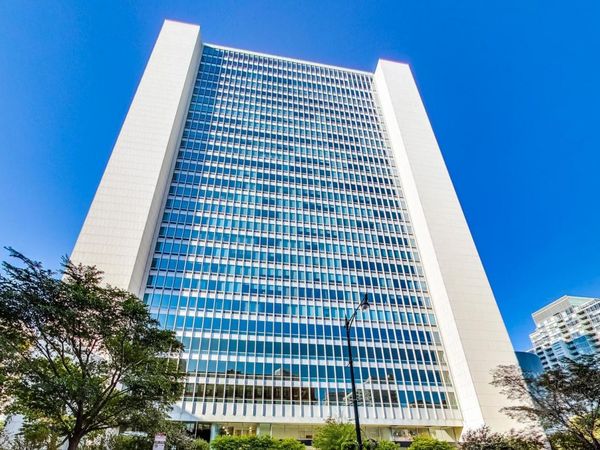 500 W Superior Street, Unit 612, Chicago, IL 60654