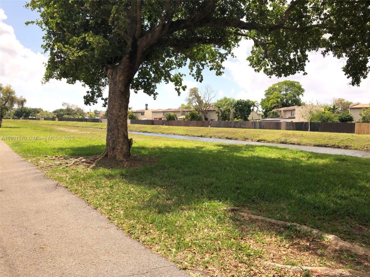 11274 SW 64 Ln, Miami, FL 33173 Photo