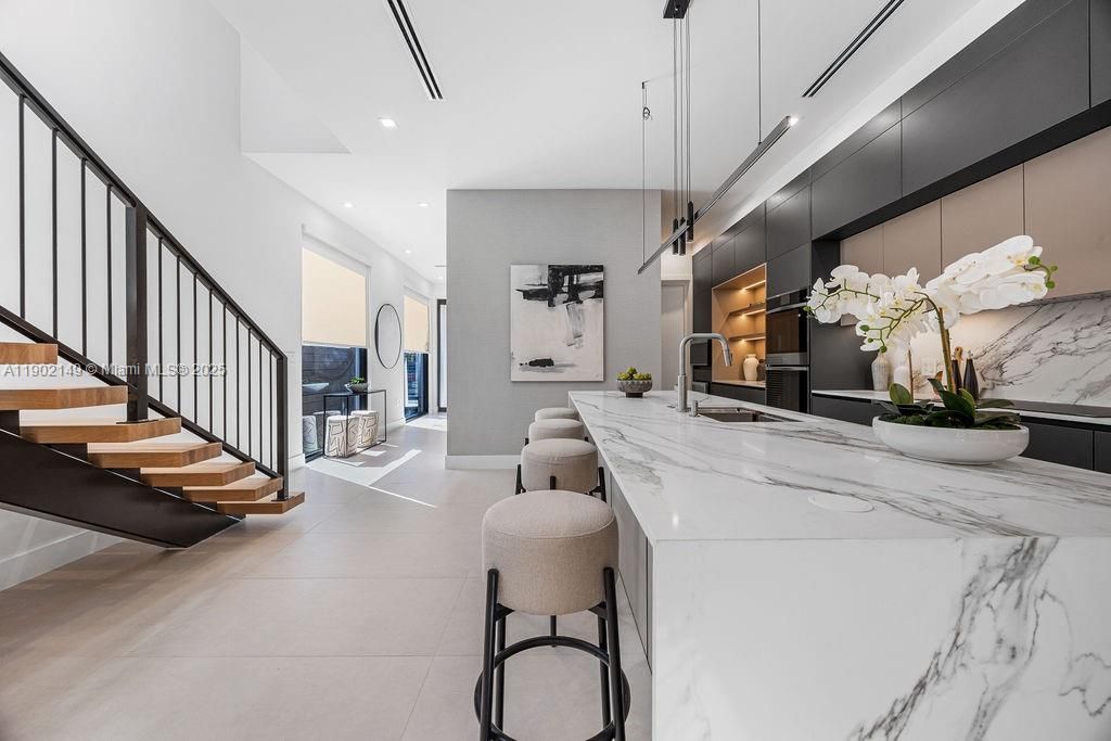 1220 NE 13th Ave, Fort Lauderdale, FL 33304 Photo