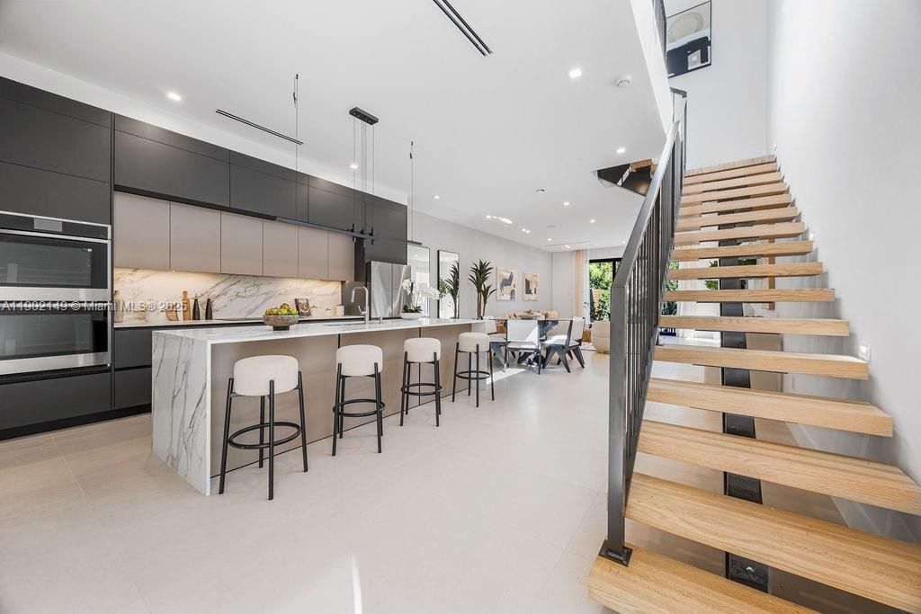 1220 NE 13th Ave, Fort Lauderdale, FL 33304 Photo