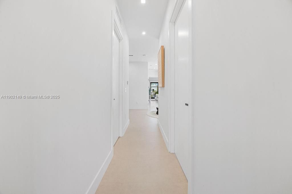 1220 NE 13th Ave, Fort Lauderdale, FL 33304 Photo