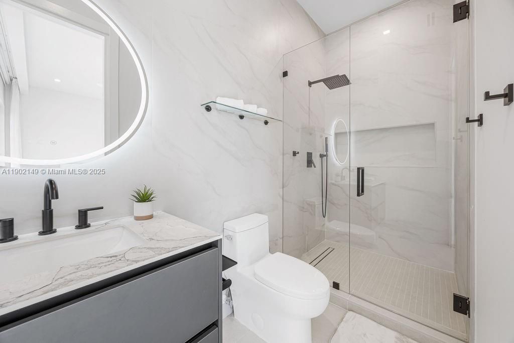 1220 NE 13th Ave, Fort Lauderdale, FL 33304 Photo