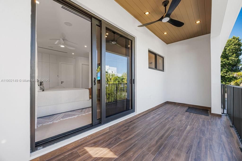 1220 NE 13th Ave, Fort Lauderdale, FL 33304 Photo