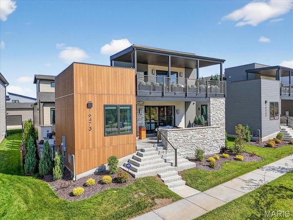 16473 Burkhardt Place, Chesterfield, MO 63017