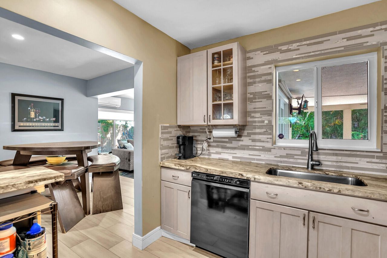 3098 NE 5th Avenue, Boca Raton, FL 33431 Photo