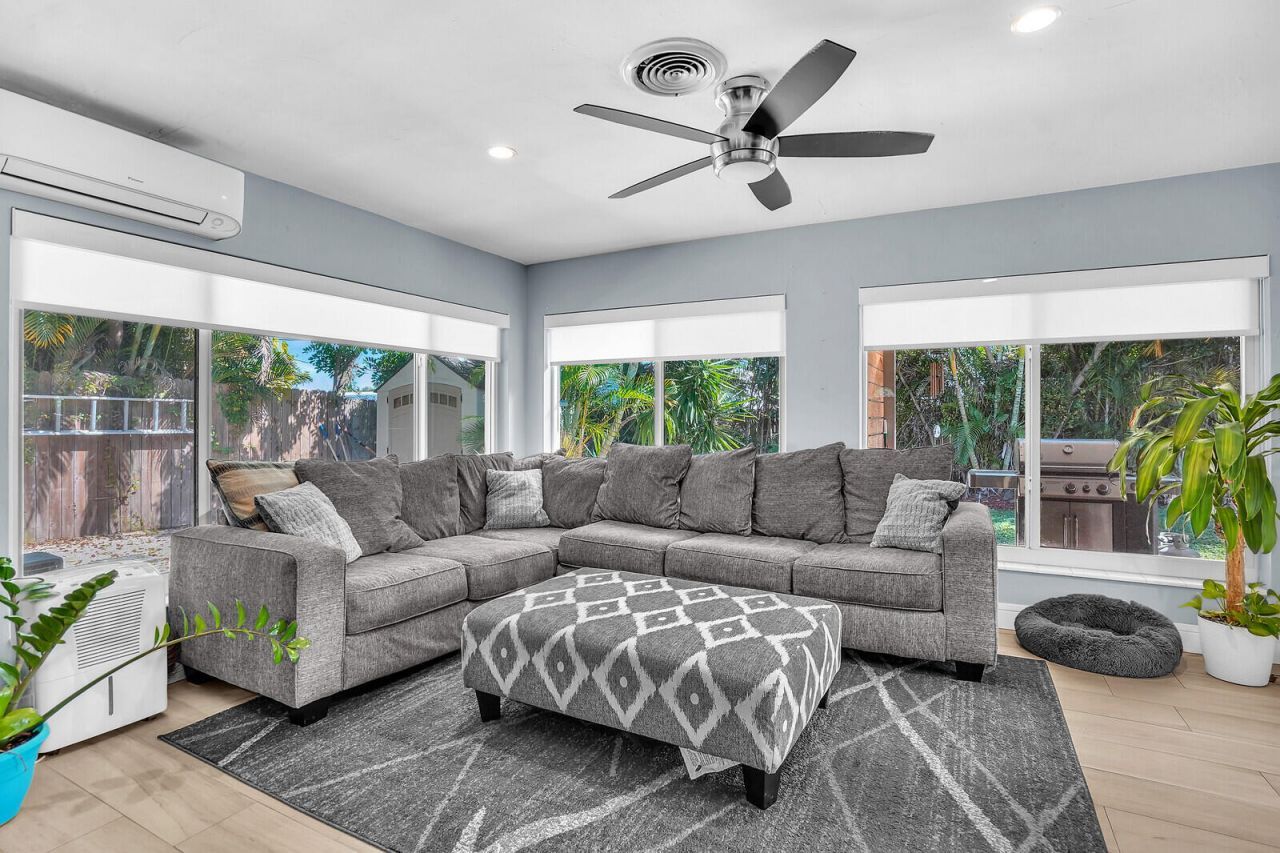 3098 NE 5th Avenue, Boca Raton, FL 33431 Photo