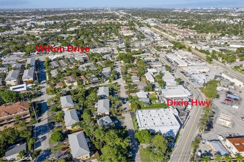 2113 NE 11th Ave, Unit 2113, Wilton Manors, FL 33305 Photo