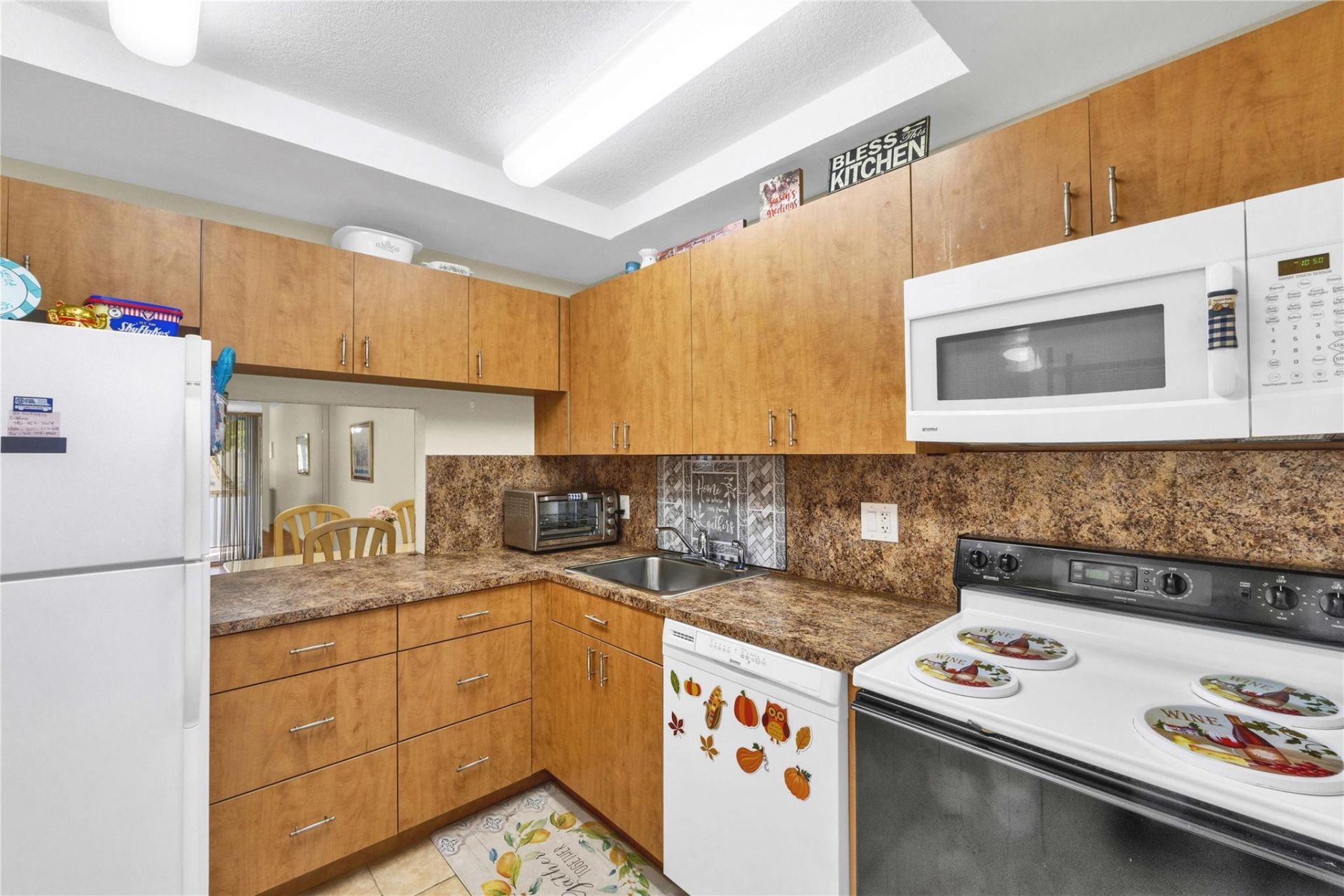 1015 Country Club Drive, Unit 203, Margate, FL 33063 Photo