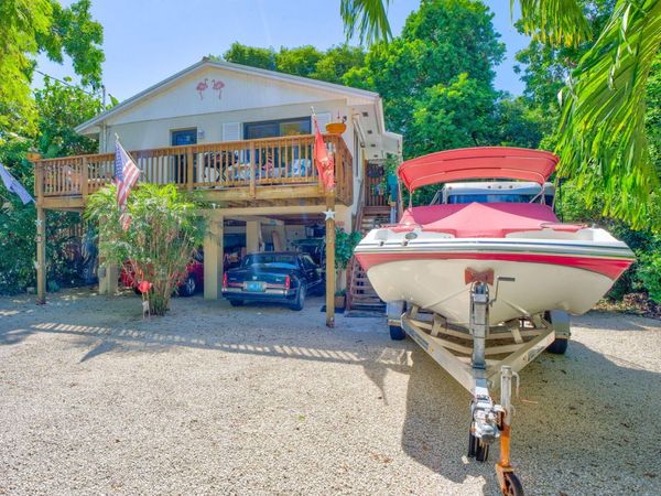 122 Ocean View Drive, Tavernier, FL 33070