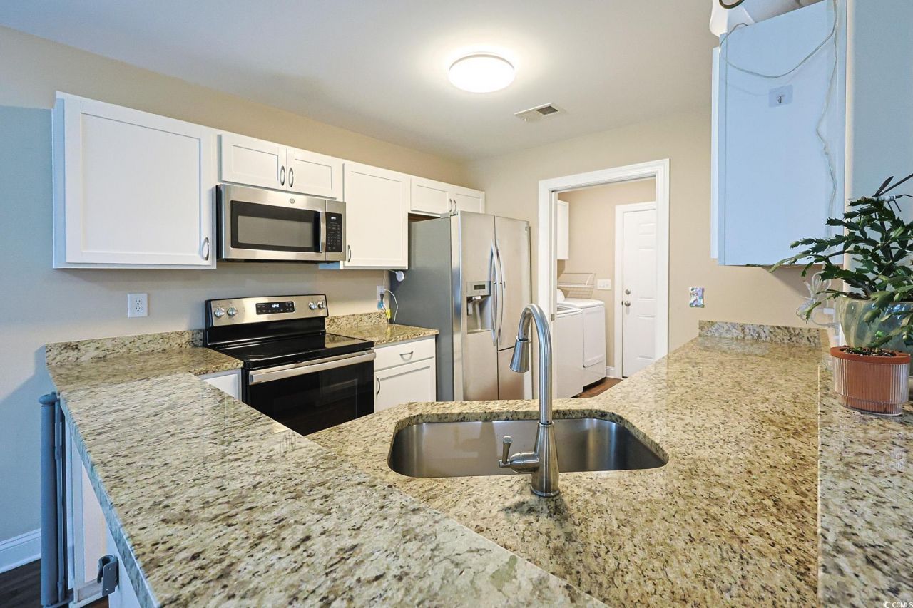 13 Daniel Morrall Ln. Photo 7