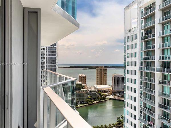77 SE 5th Street, Unit 2107, Miami, FL 33143