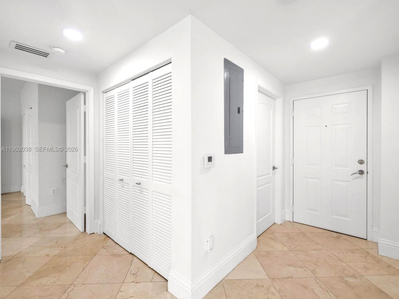 20 Calabria Ave, Unit 505, Coral Gables, FL 33134 Photo