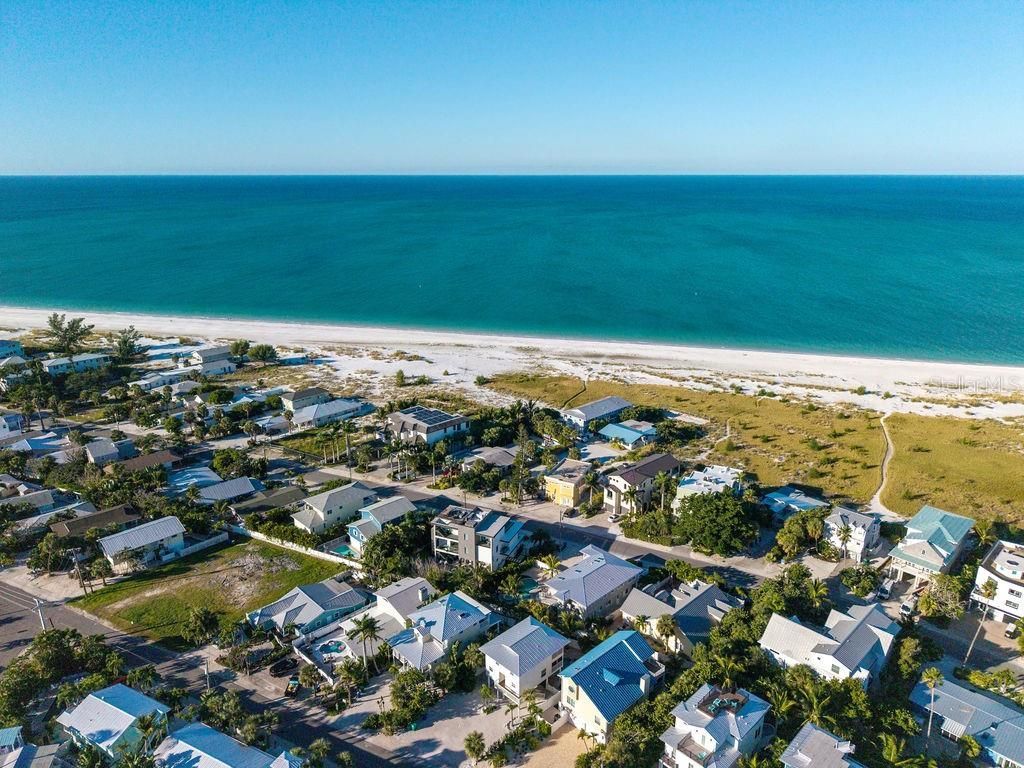 785 Jacaranda Road, Anna Maria, FL 34216 Photo