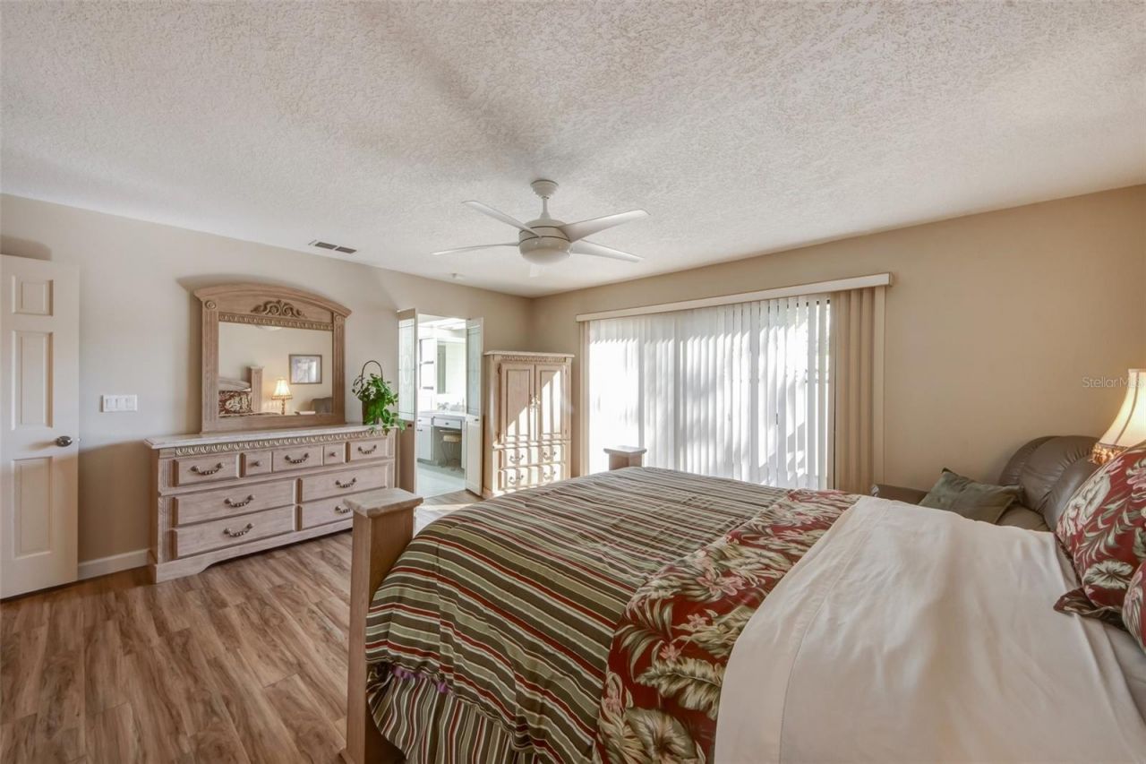 3401 Avenida Madera, Unit B, Bradenton, FL 34210 Photo