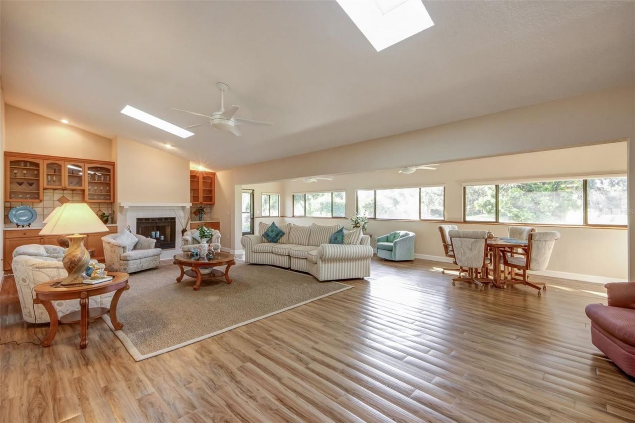 3401 Avenida Madera, Unit B, Bradenton, FL 34210 Photo