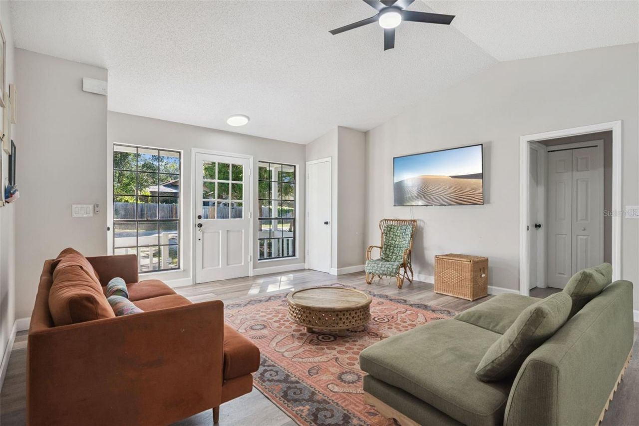 240 N Line Drive, Apopka, FL 32703 Photo