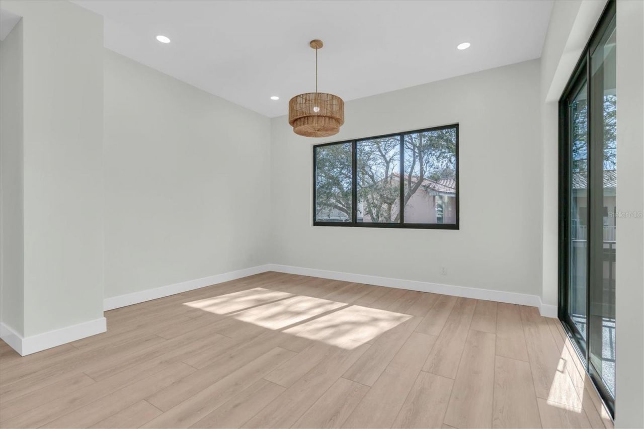 5966 Bayview Circle S, Gulfport, FL 33707 Photo