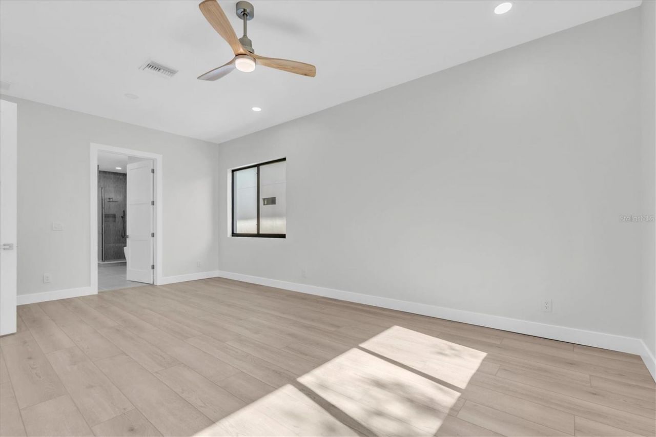 5966 Bayview Circle S, Gulfport, FL 33707 Photo