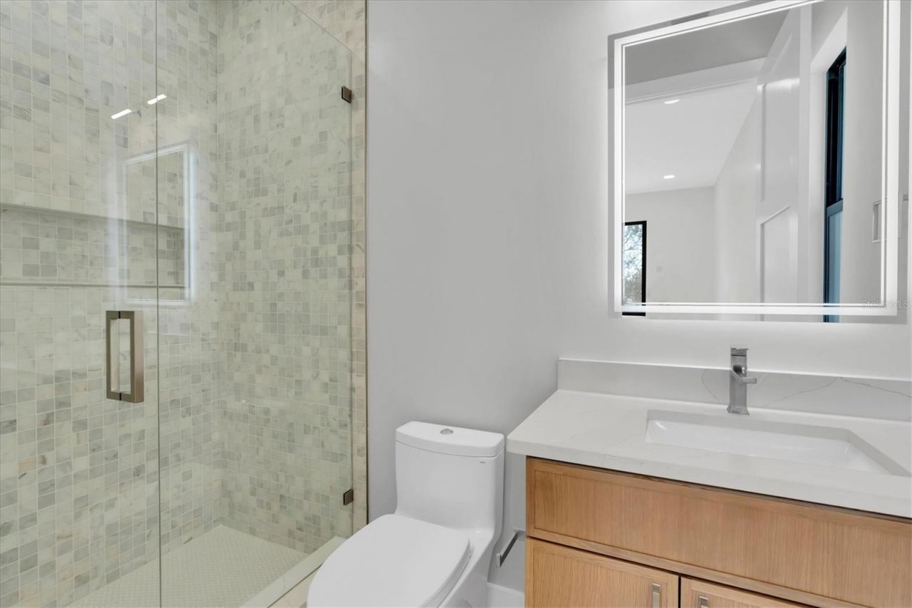 5966 Bayview Circle S, Gulfport, FL 33707 Photo